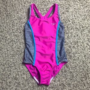 Speedo Girl’s Swimsuit One Piece Color Blocked 10